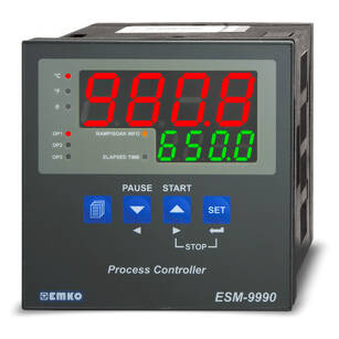 Regulator temperatury z regulacją programową ESM9990